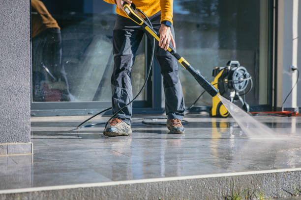 Best Pool Deck Cleaning in Bowling Green, MD